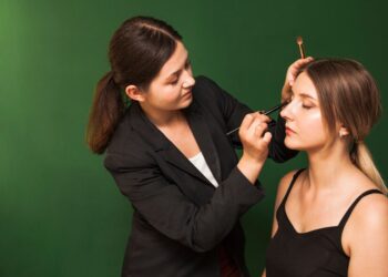 How To Choose Half Lashes That Suit Your Eye Shape